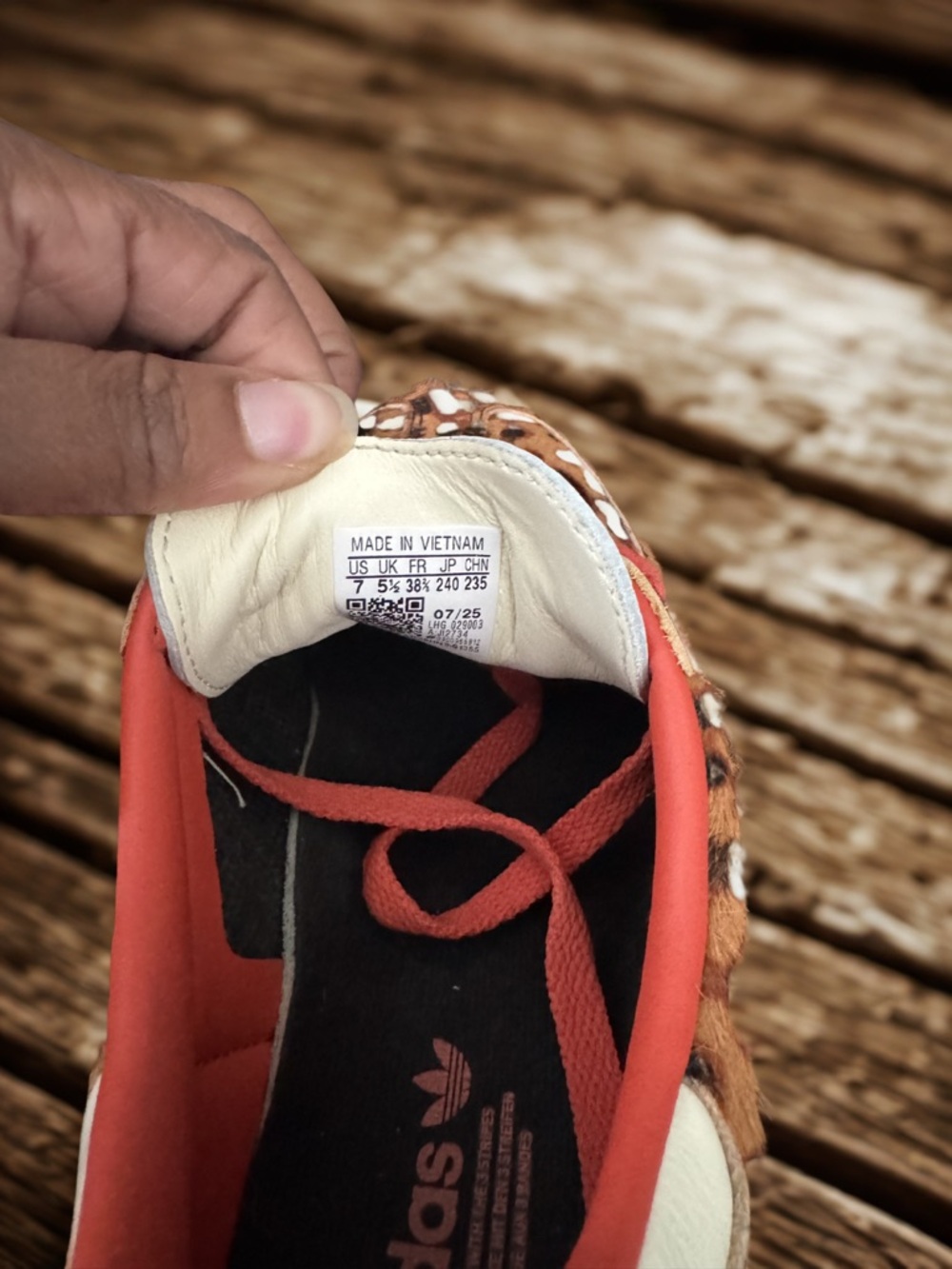 adidas OG - Leopard Print Sneakers with Orange Laces and White Stripes - Picture 4 of 4
